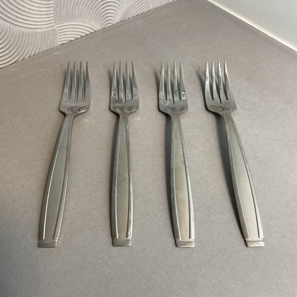 Oneida‎ SATIN SHASTA Stainless 4 SALAD FORKS Flatware